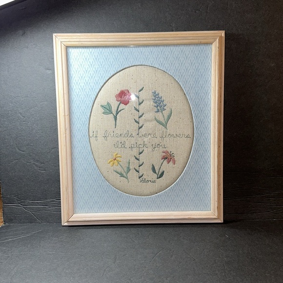 Vintage Valories Folk Art Appliqué needlework print - Picture 5 of 5